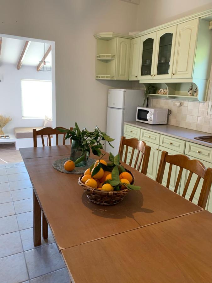 Ey House Villa Halikounas Bagian luar foto