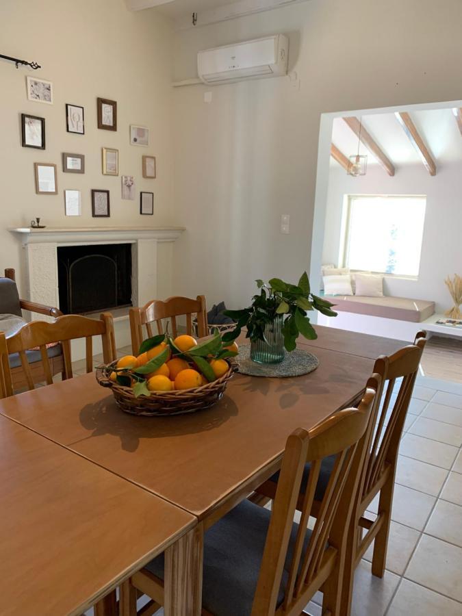 Ey House Villa Halikounas Bagian luar foto
