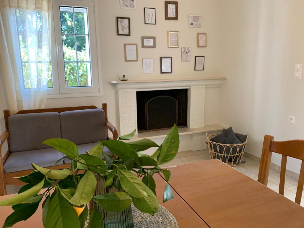 Ey House Villa Halikounas Bagian luar foto