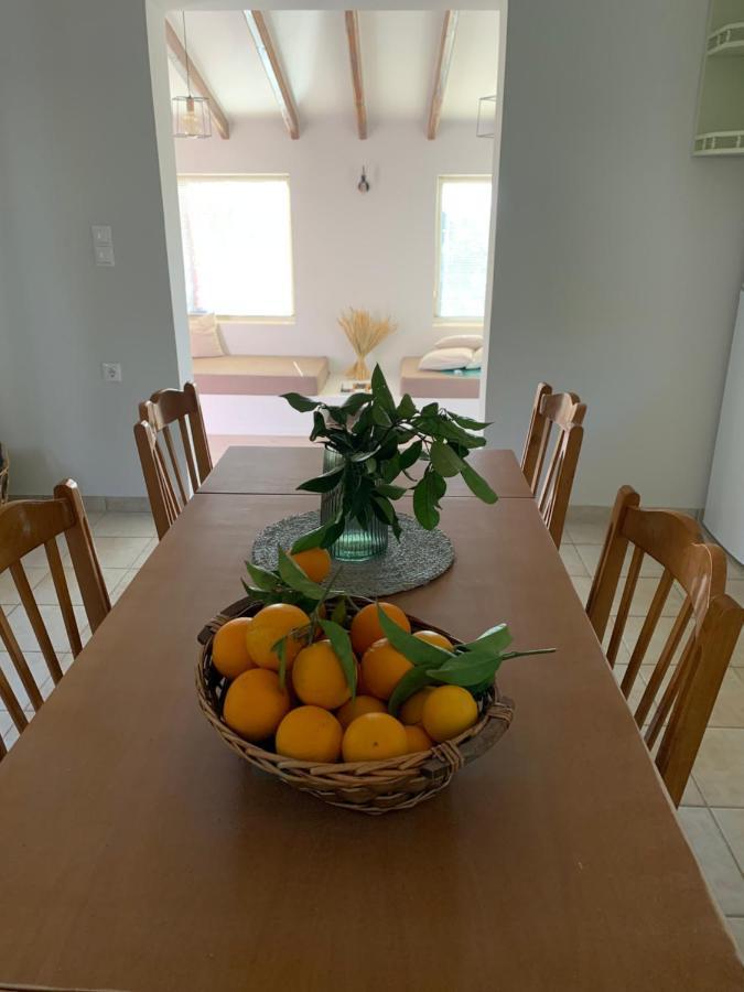 Ey House Villa Halikounas Bagian luar foto
