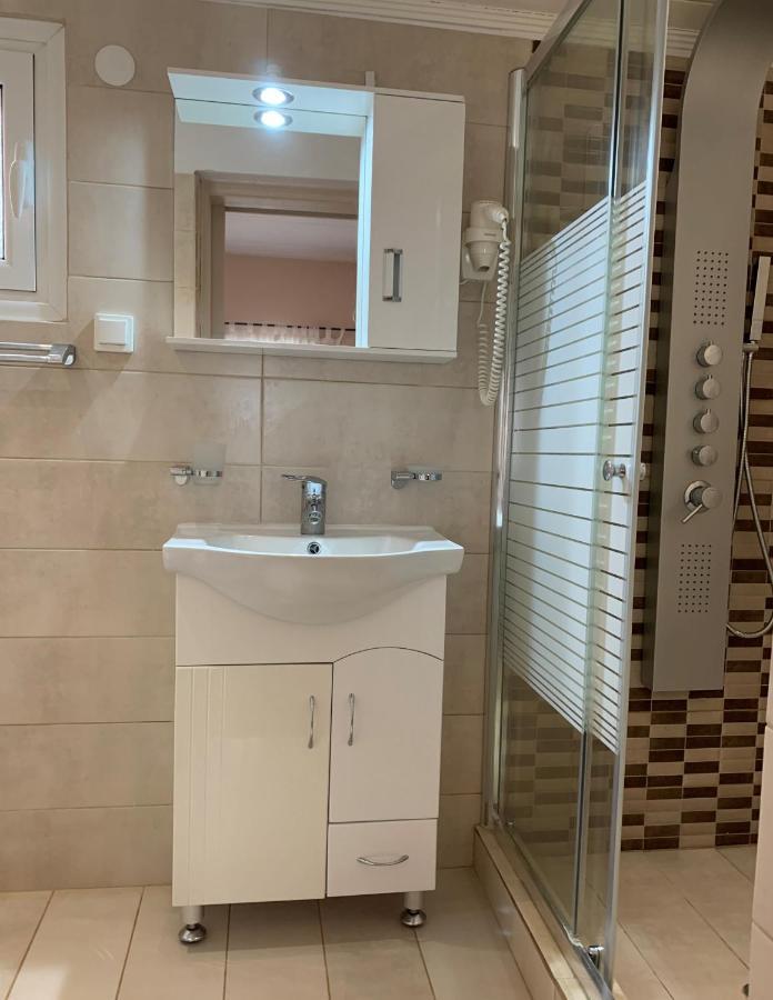 Ey House Villa Halikounas Bagian luar foto