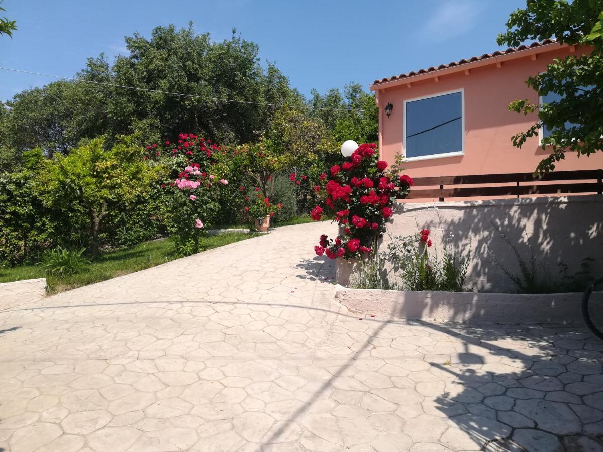 Ey House Villa Halikounas Bagian luar foto