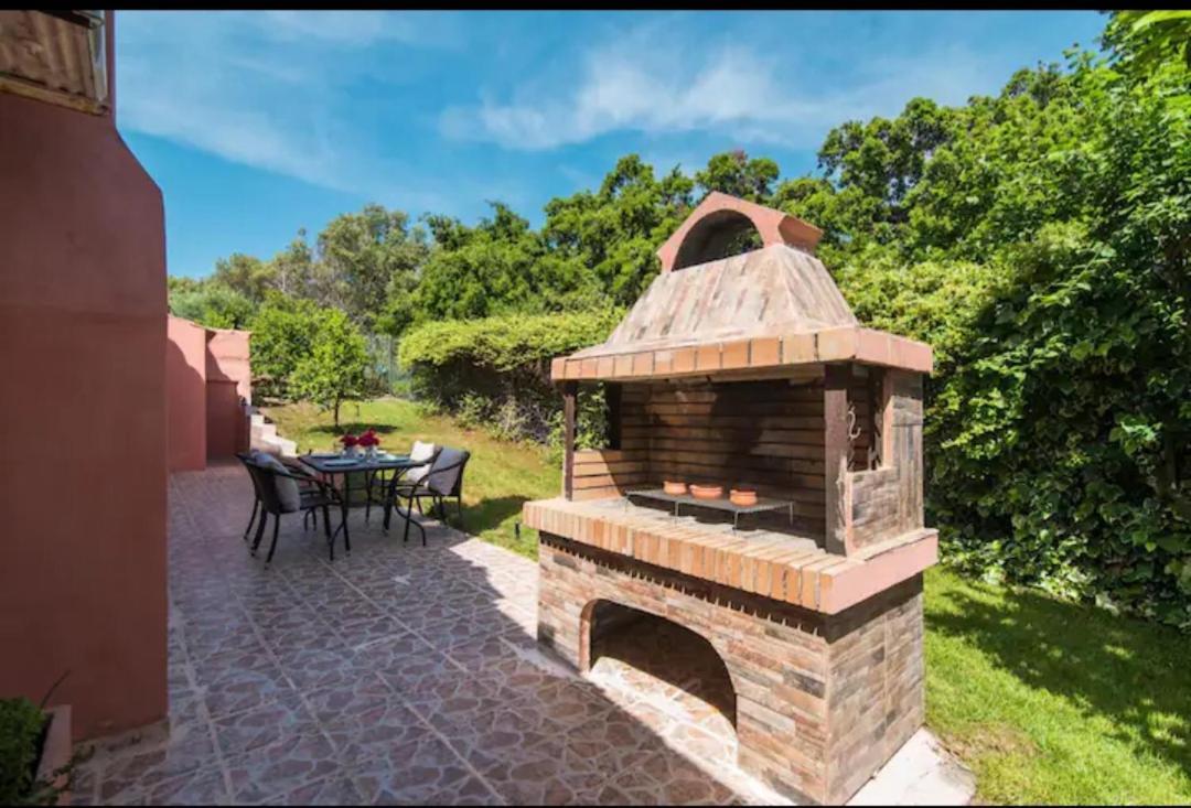 Ey House Villa Halikounas Bagian luar foto