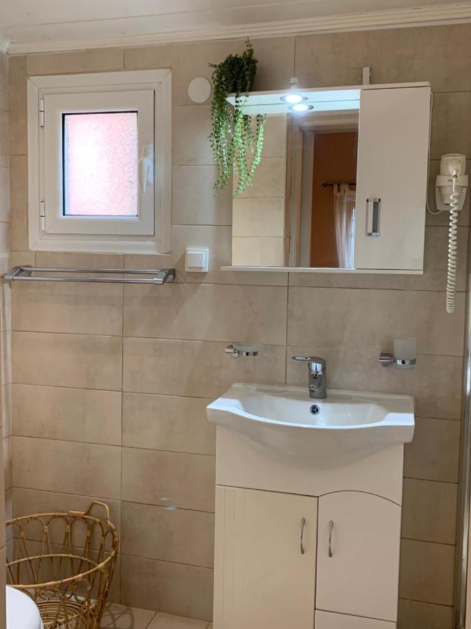Ey House Villa Halikounas Bagian luar foto